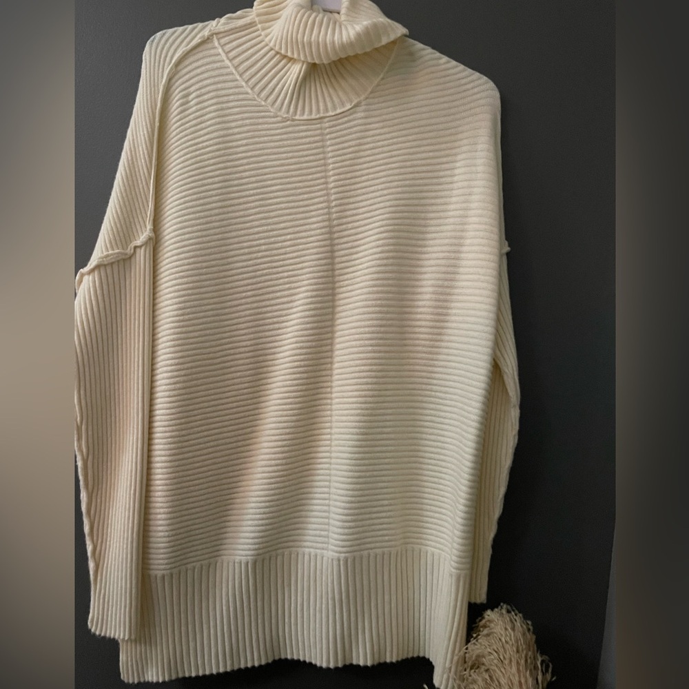 Women’s sweater